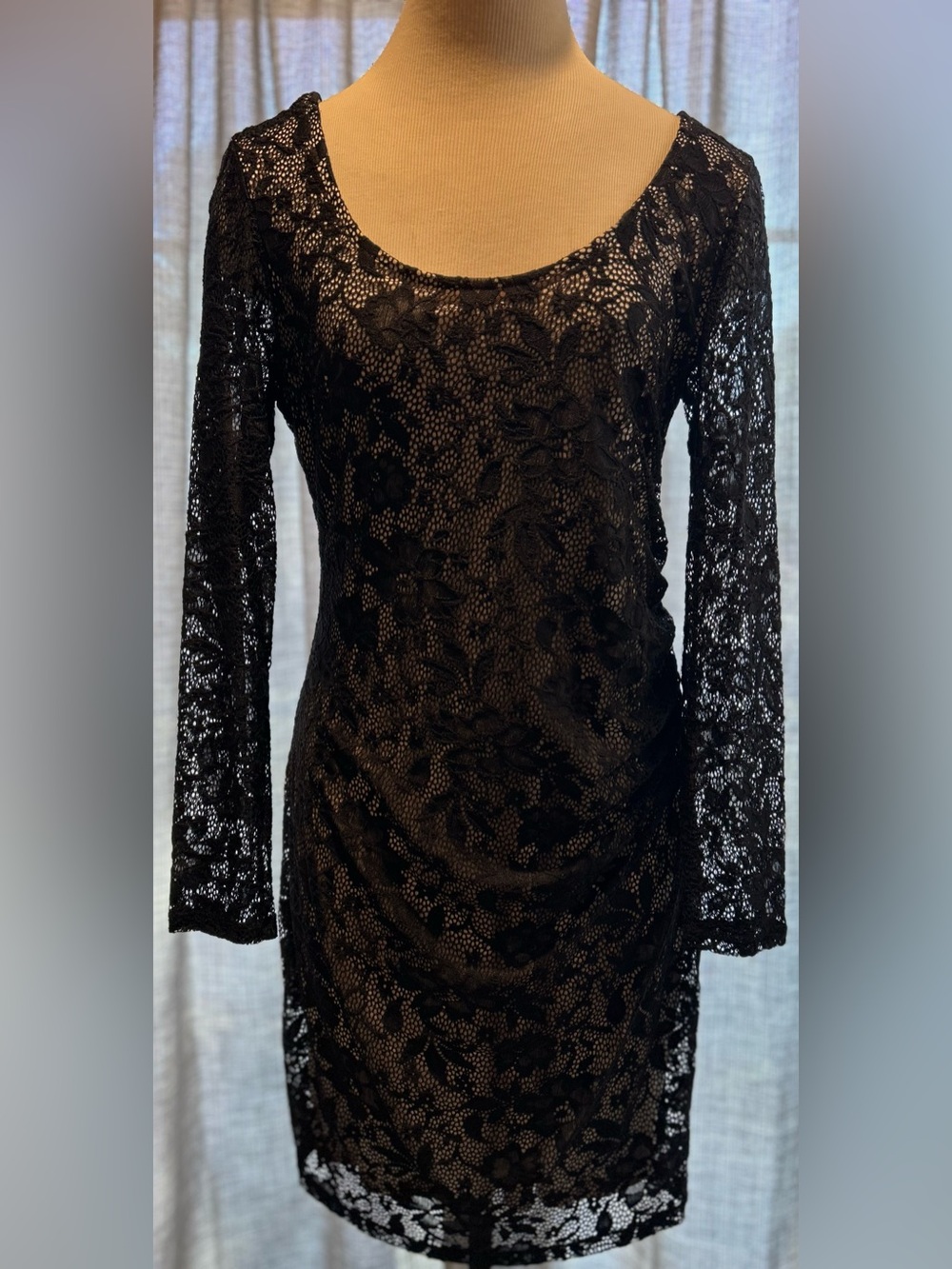 Emma & Michele Black Floral Lace Long-Sleeve Sheath Dress
